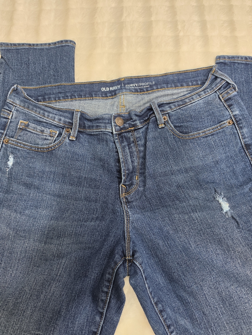 Old Navy Curvy Mid-Rise Skinny Jeans - women size 12